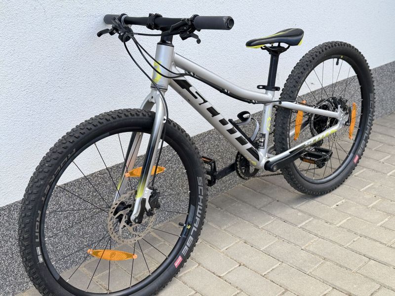 Scott Scale RC 24