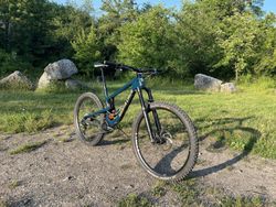 Santa cruz Nomad Carbon C