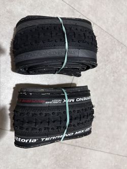 Vittoria Terreno Mix 700x33C Tubeless ready 2ks