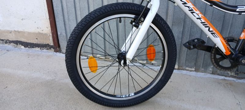 Rock Machine Surge 20"