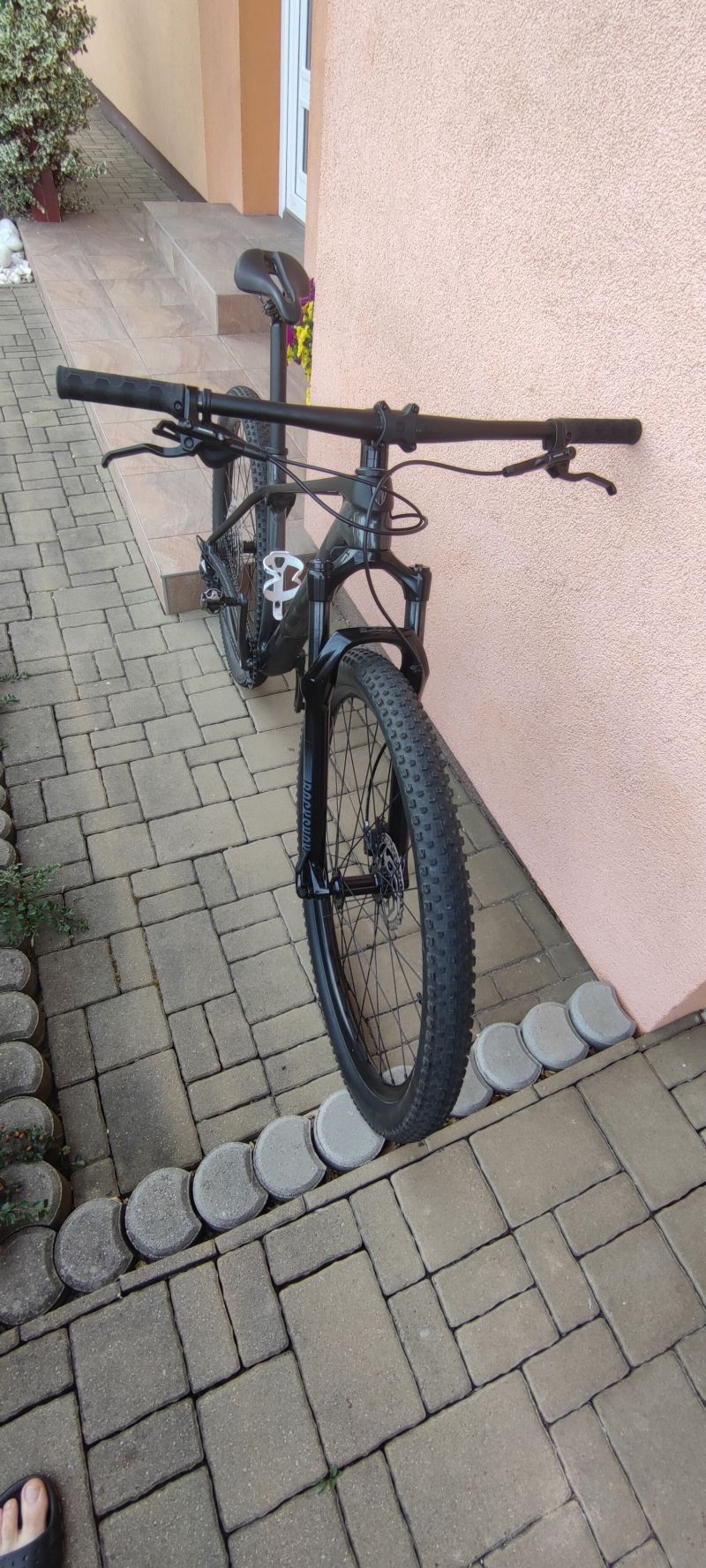 Trek Procaliber 9.5 - gloss dark prismatic/matte trek black velikost M/L