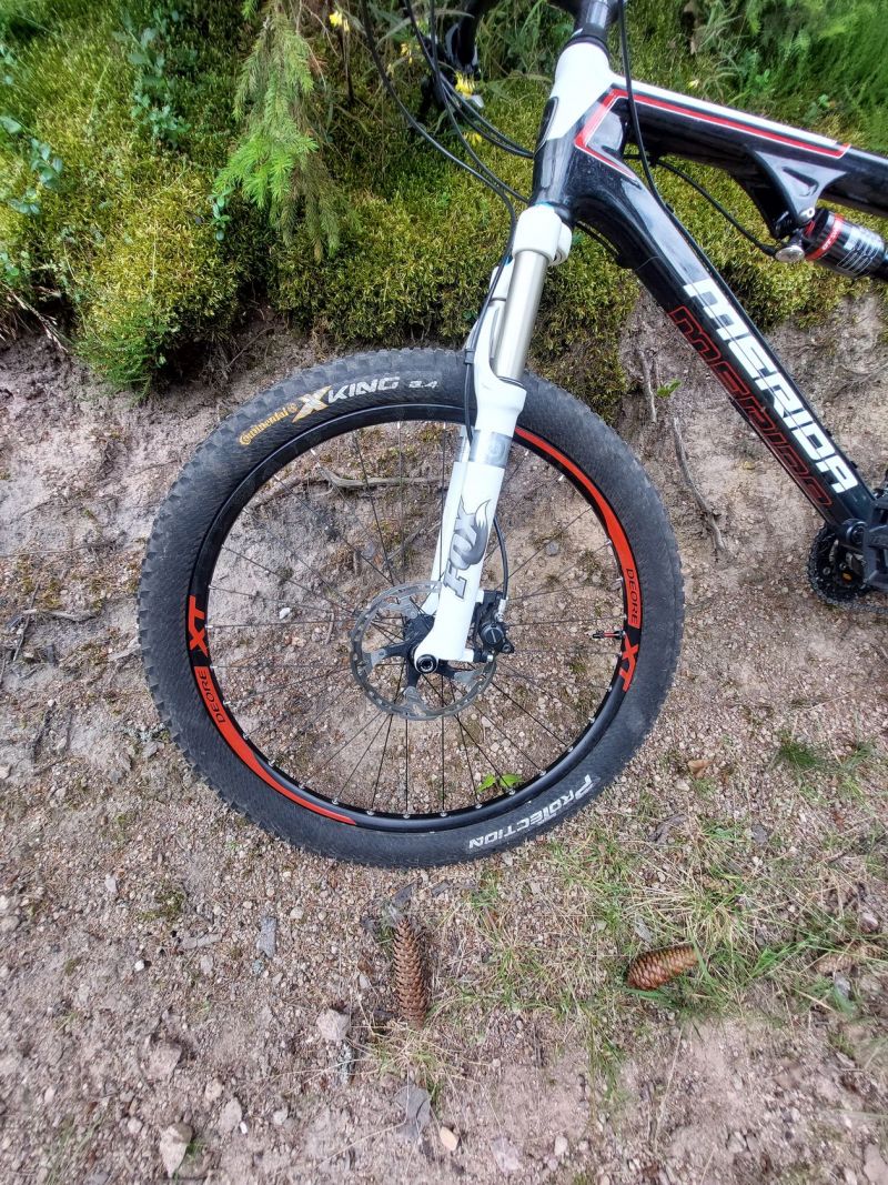 Celoodpružené karbonové kolo Merida Ninety Nine vel. L