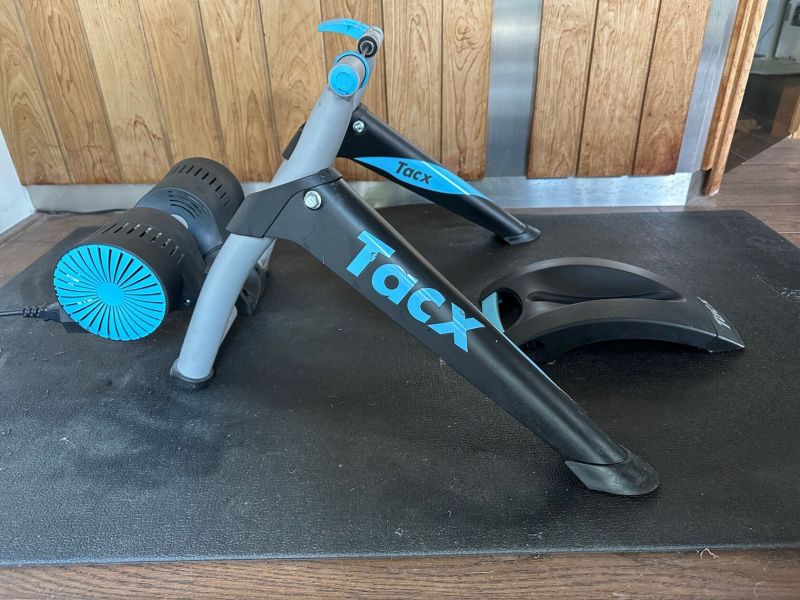 Cyklotrenažér Tacx T2080 i-Genius Smart