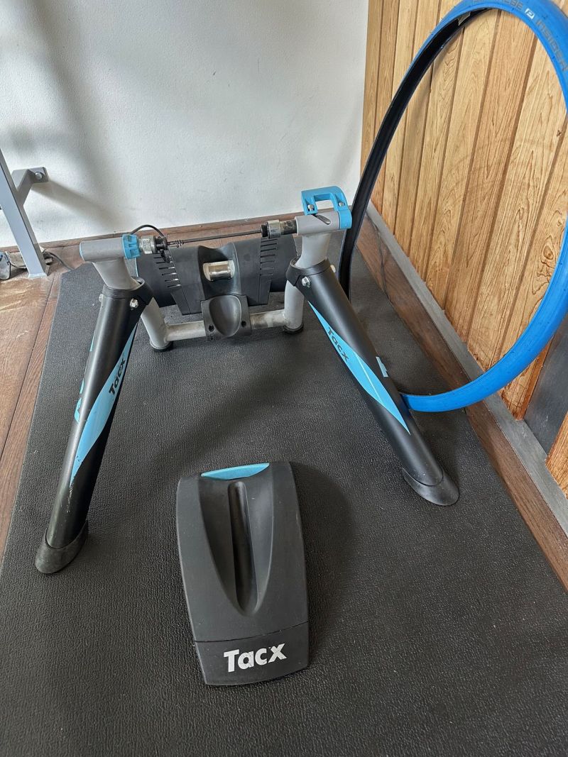Cyklotrenažér Tacx T2080 i-Genius Smart