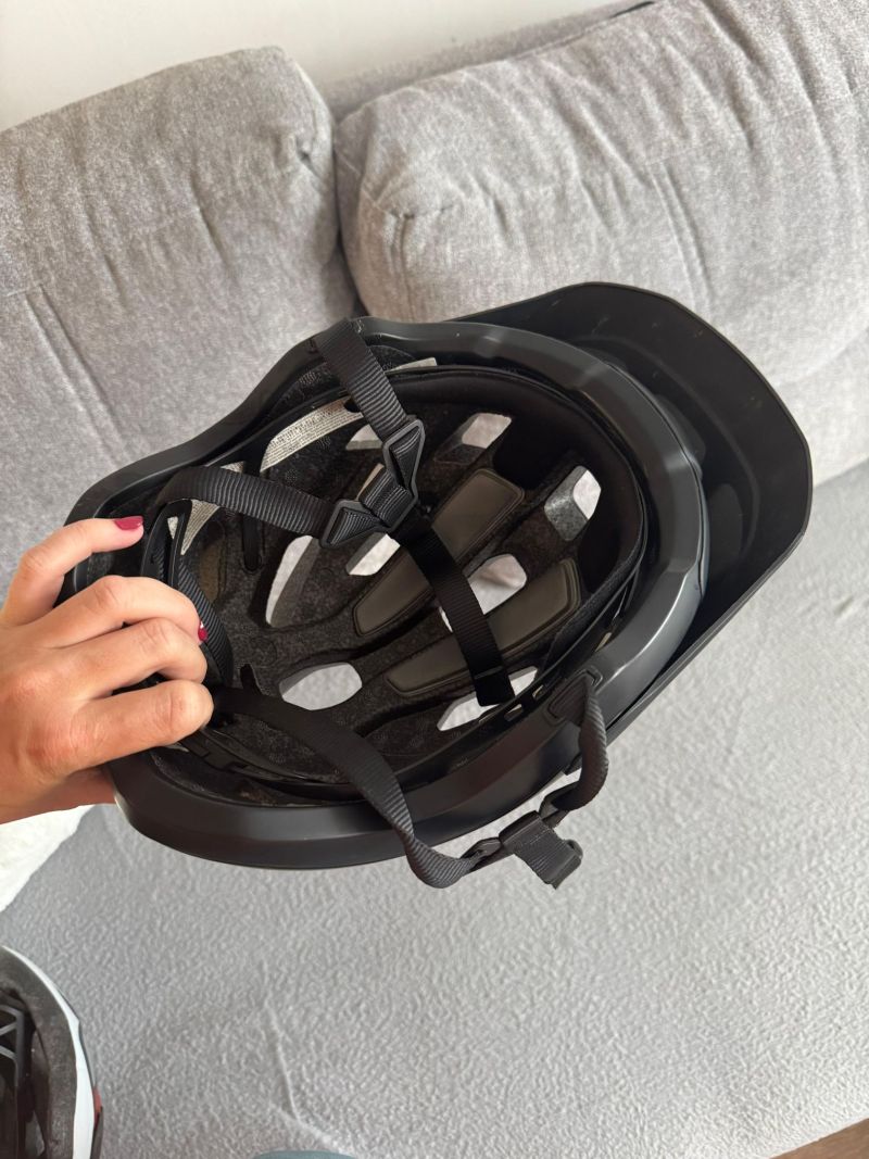 Cyklistická helma Rockrider 55 - 59 cm