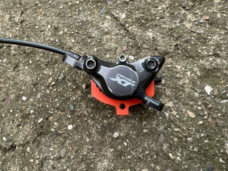 Shimano XT BL/BR-M8100 přední brzda komplet