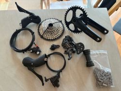 Shimano GRX 1x11 komplet sada