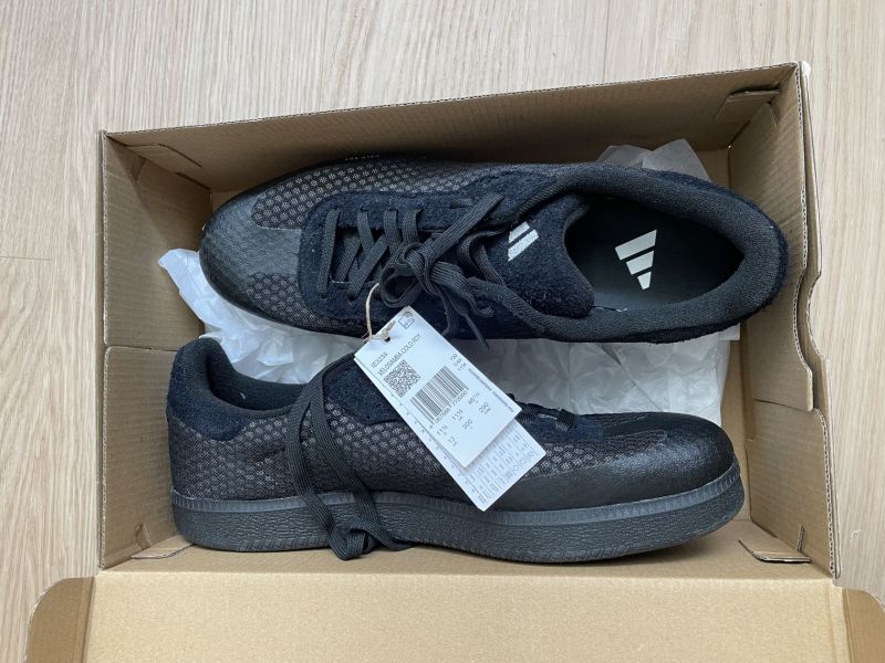 tretry Adidas Velosamba