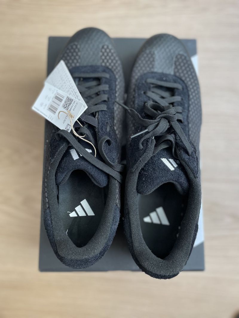 tretry Adidas Velosamba