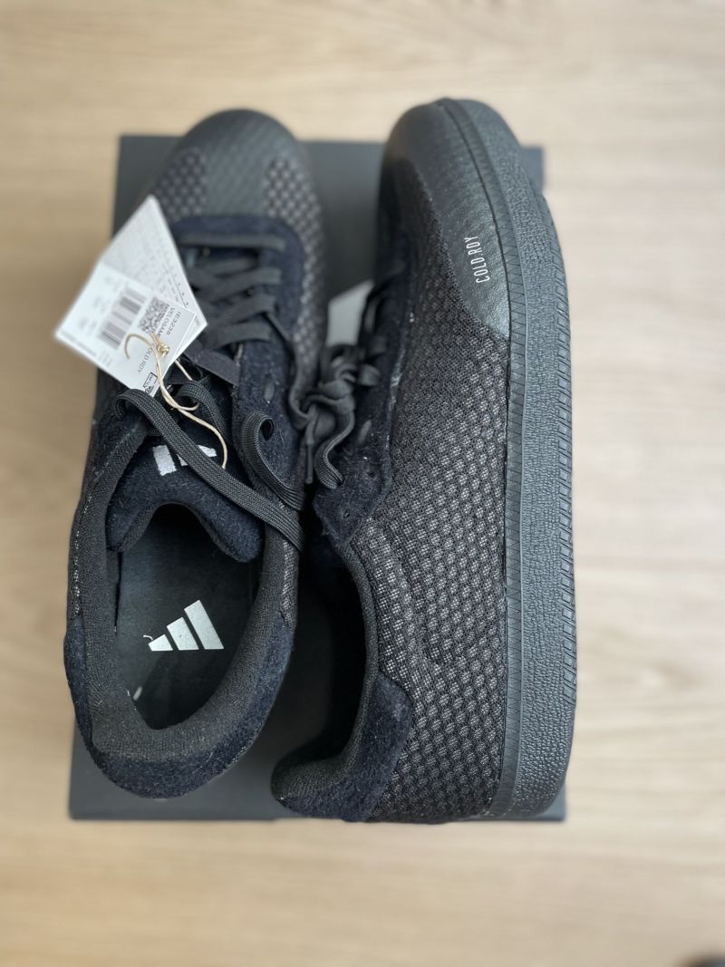 tretry Adidas Velosamba