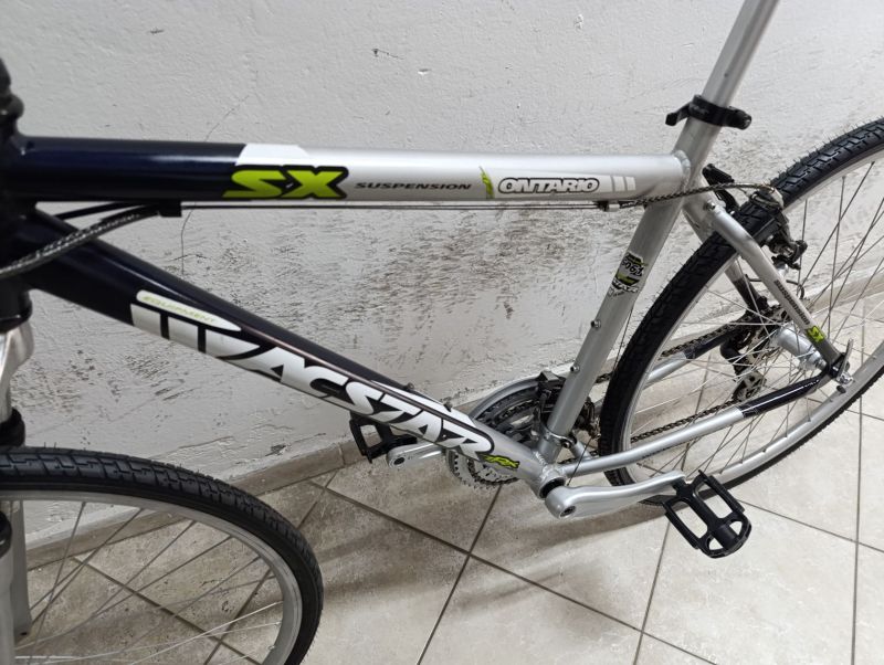 Starší renovované jízdní kolo krosové - trekingové pánské 28" ACSTAR Ontario SX