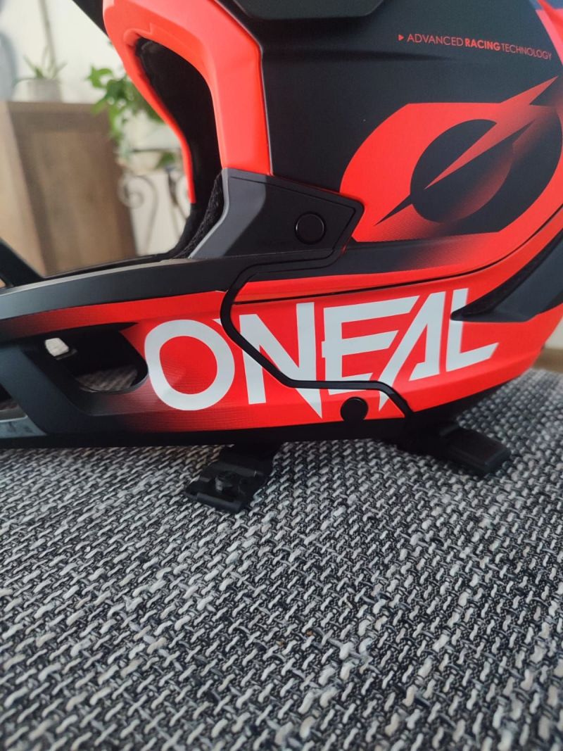O'Neill helm 