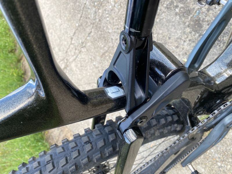 Trailové kolo Cannondale Habit LT LTD 150/140mm, vel - L cca 175-185cm, zakázková stavba