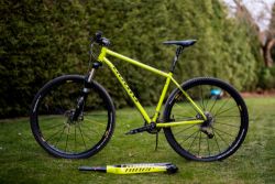 Niner Sir9 - ocelová stylovka