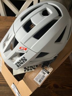 Nová přilba IXS Trigger AM MTB