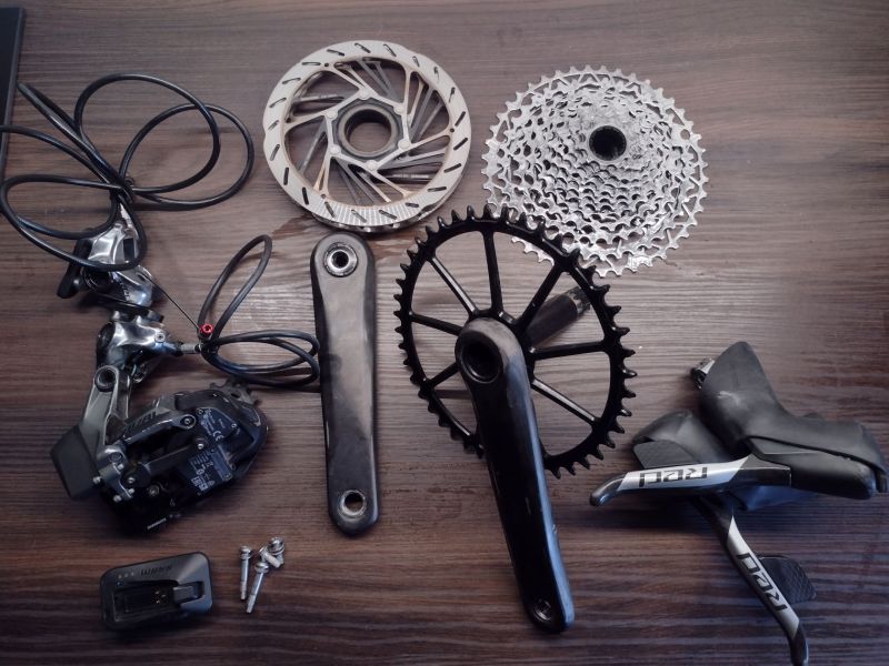 Gravel sada sram axs 12s
