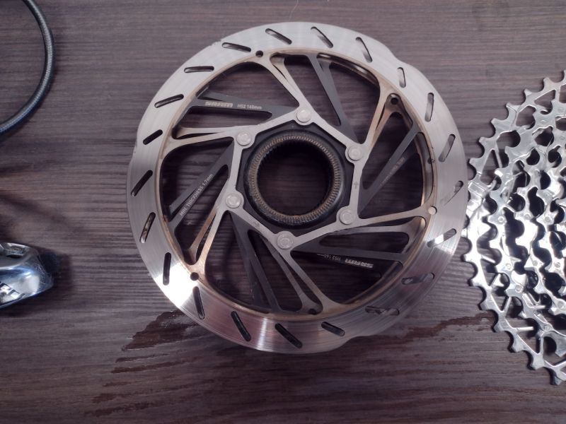 Gravel sada sram axs 12s