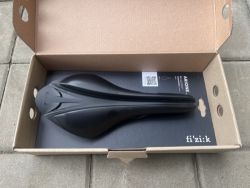 Fizi:k Arione Evo R1