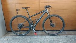 karbonová 29 leftyna CANNONDALE F-Si vel.M 158-170cm