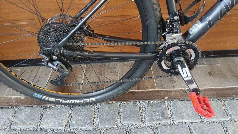 karbonová 29 leftyna CANNONDALE F-Si vel.M 158-170cm