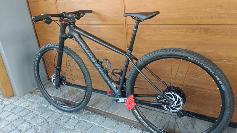 karbonová 29 leftyna CANNONDALE F-Si vel.M 158-170cm