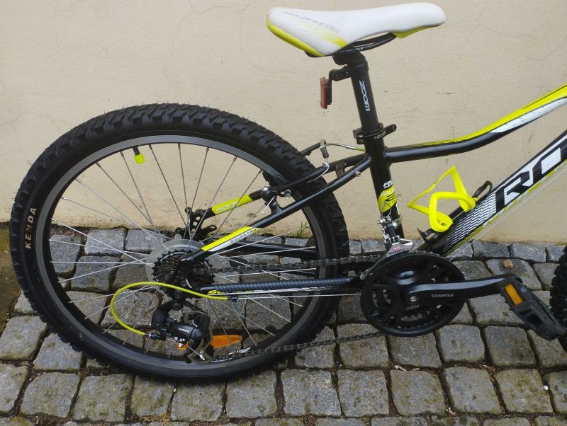 MTB kolo Rock Machine Surge 24, pro děti s výškou 115-155cm+dárek