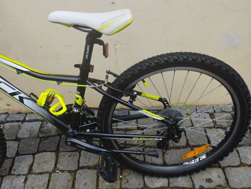 MTB kolo Rock Machine Surge 24, pro děti s výškou 115-155cm+dárek