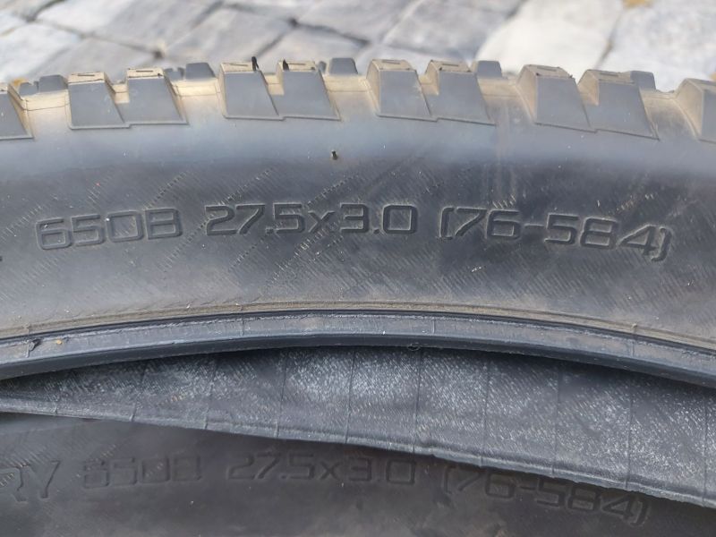Specialized ground control 27,5 x 3.0