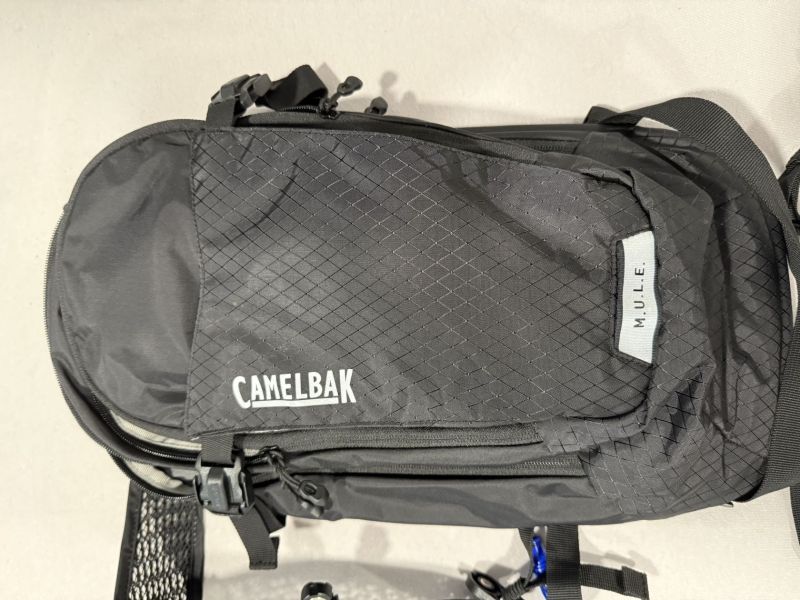 Cyklobatoh camelbak mule 12
