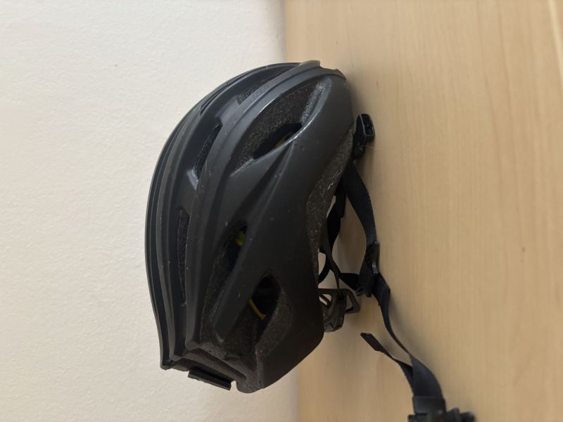 Prodám helmu specialized propero