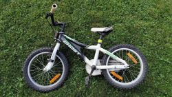 Dětské kolo Ghost Race Powerkid Pneu 16" s přídavnými kolečky a tažnou tyčí za kolo Trail Gator
