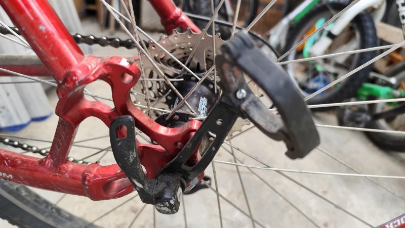 Dětské kolo Ghost Race Powerkid Pneu 16" s přídavnými kolečky a tažnou tyčí za kolo Trail Gator