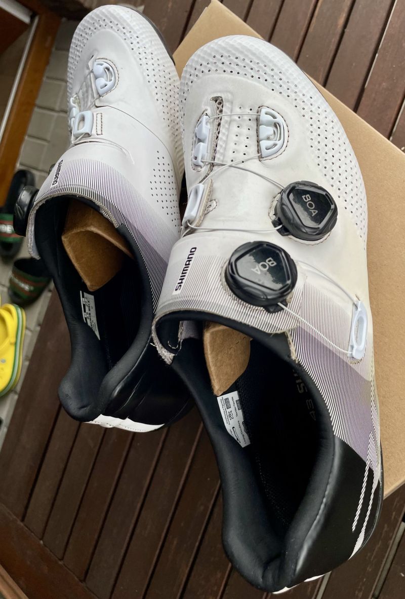 SHIMANO SH-RC702 white vel.43