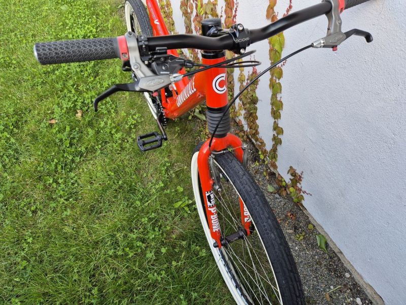 Kolo Cannondale Super-V café racer