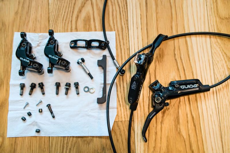 SRAM Guide R brzdy – komplet (přední + zadní)