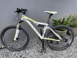 PRODÁM Celoodpružené kolo GHOST XD 600
