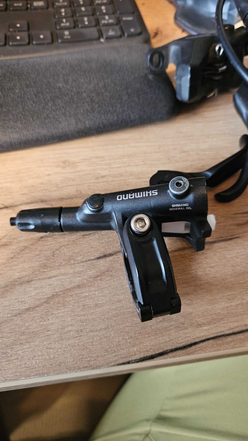 Shimano Deore BL-M6100 + přední i zadní brzda třemeny hadice kompetní set