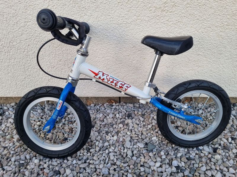 Odrážedlo Muff Trial 12