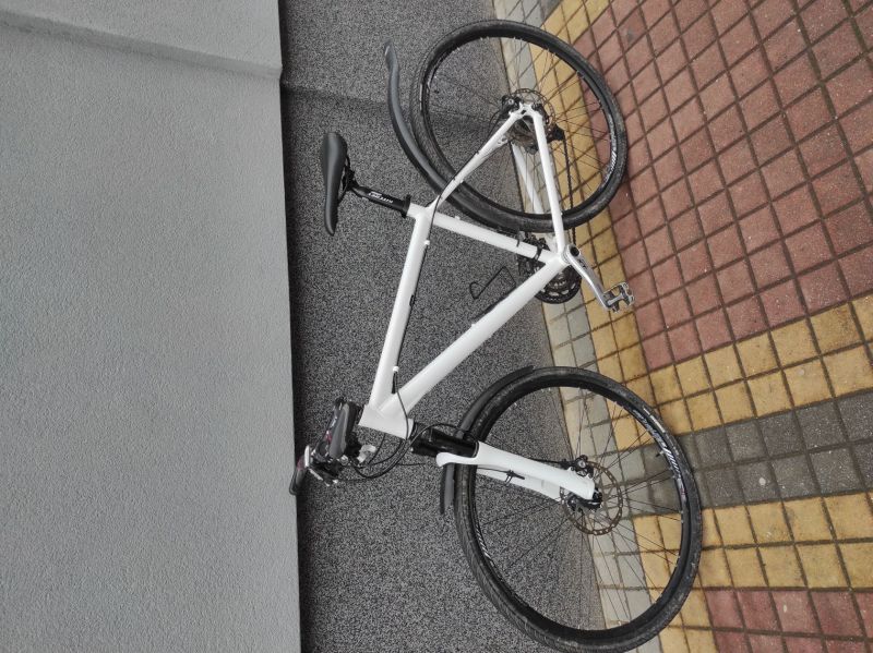Trekové kolo Specialized 19´ výbava Shimano XT