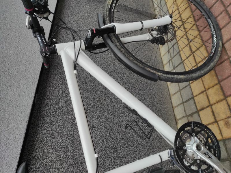 Trekové kolo Specialized 19´ výbava Shimano XT