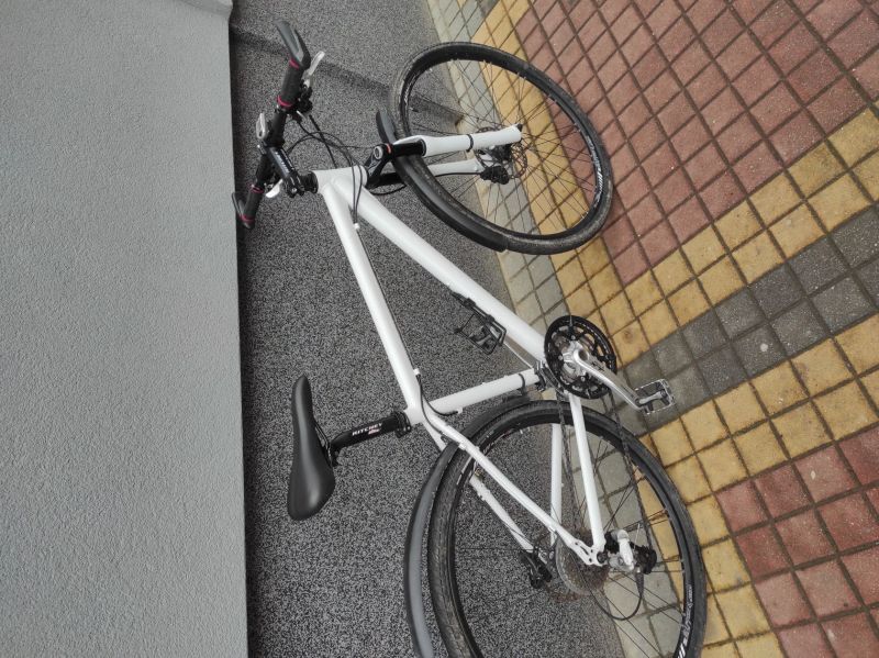 Trekové kolo Specialized 19´ výbava Shimano XT