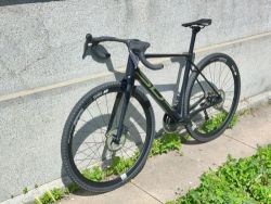 SUPERIOR X-Road Team Issue Di2 54 2022