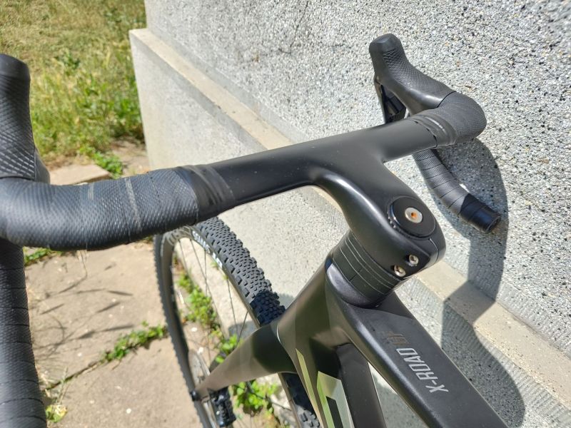 SUPERIOR X-Road Team Issue Di2 54 2022