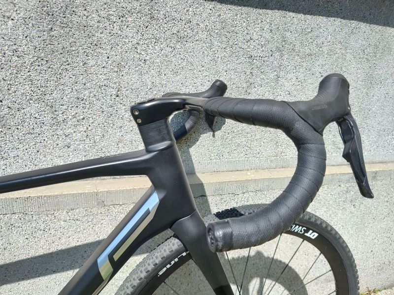 SUPERIOR X-Road Team Issue Di2 54 2022