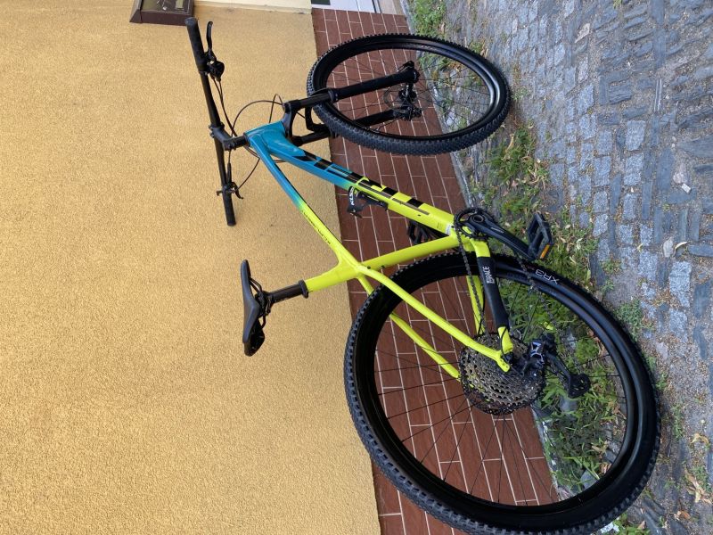 Trek X-Caliber 9 Horské kolo