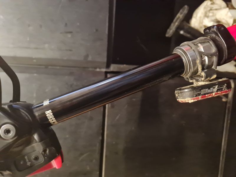 Rock Shox Reverb AXS 31,6mm 150mm REZERVOVANO