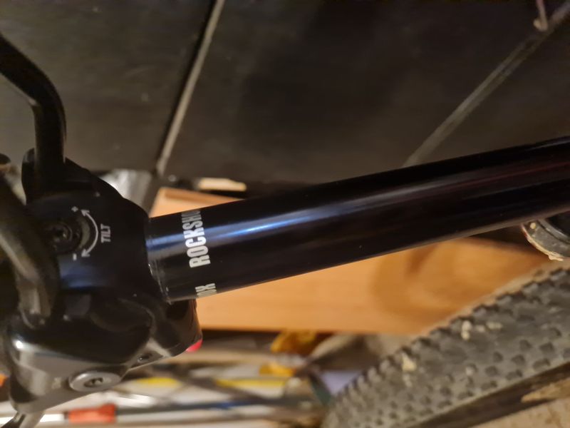 Rock Shox Reverb AXS 31,6mm 150mm REZERVOVANO