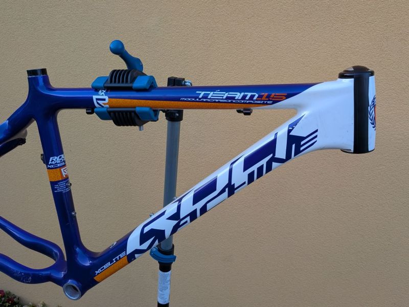 rám Rock Machine Team 15 18,5"