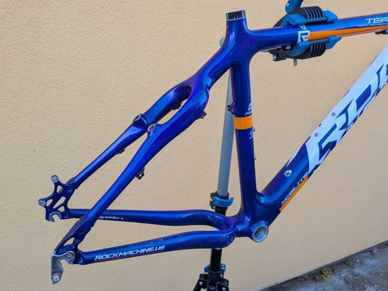 rám Rock Machine Team 15 18,5"