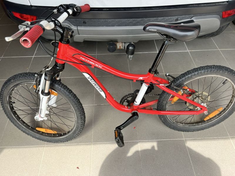 Dětské horské kolo Specialized HotRock 20